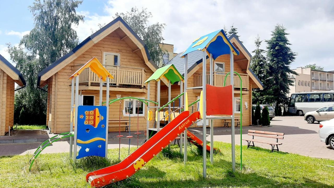 Janosik II Hotel Ustronie Morskie Exterior photo