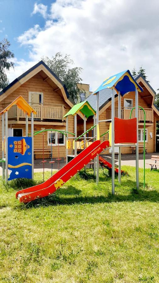 Janosik II Hotel Ustronie Morskie Exterior photo