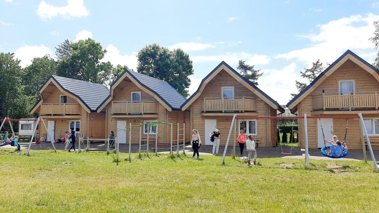 Janosik II Hotel Ustronie Morskie Exterior photo